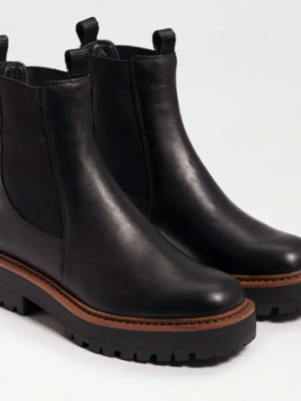 Sam Edelman Laguna Chelsea Boot | Size 7.5